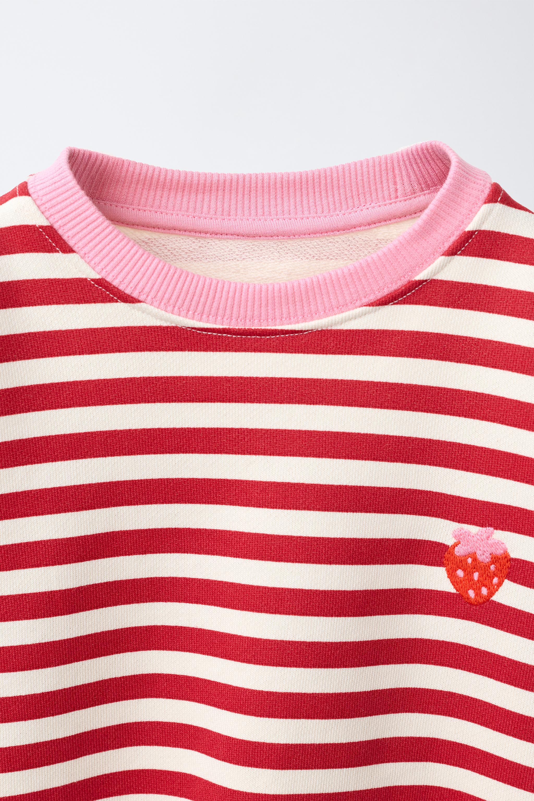 STRIPED STRAWBERRY EMBROIDERED SWEATSHIRT